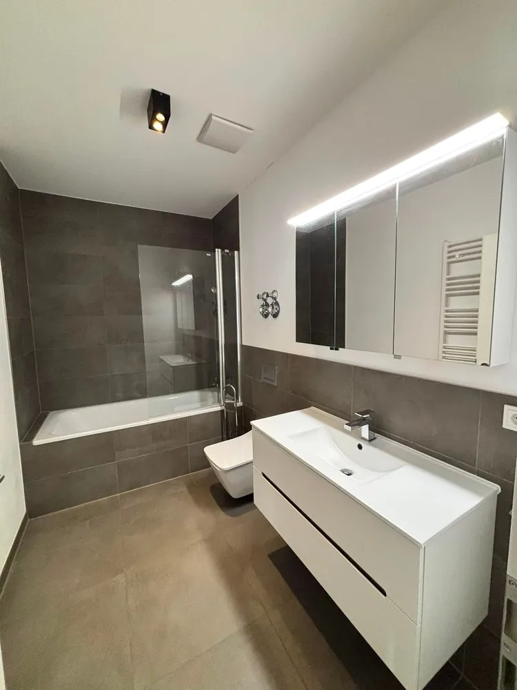 2 Zimmer Wohnung mit 70 m² in Wiesbaden – Bild 8