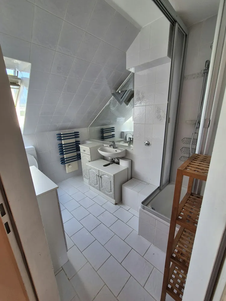 1 Zimmer Wohnung mit 42 m² in Köln – Bild 9