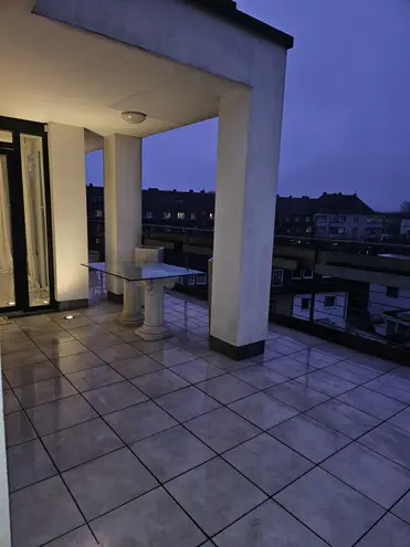 4 Zimmer Wohnung mit 185 m² in Köln – Bild 10