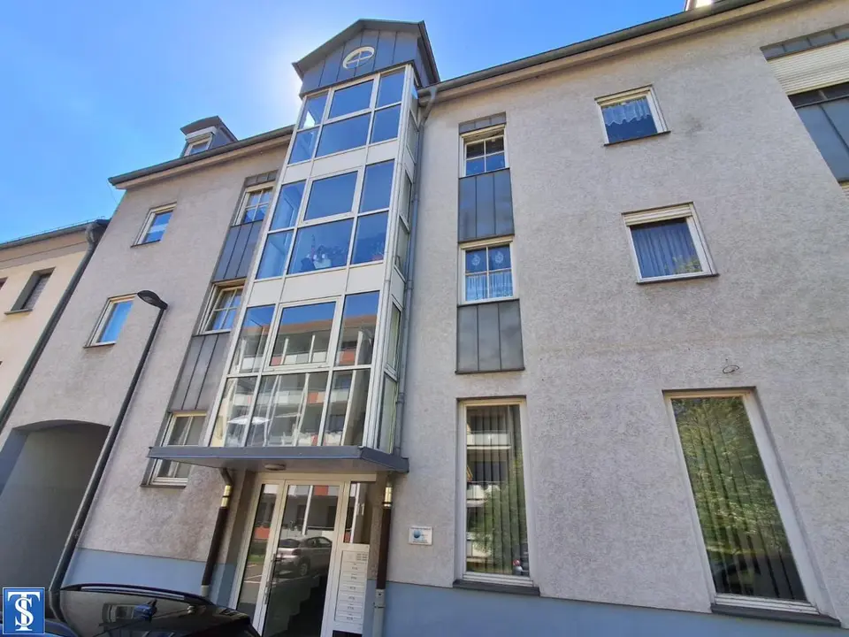 3 Zimmer Wohnung mit 77 m² in Plauen – Bild 4