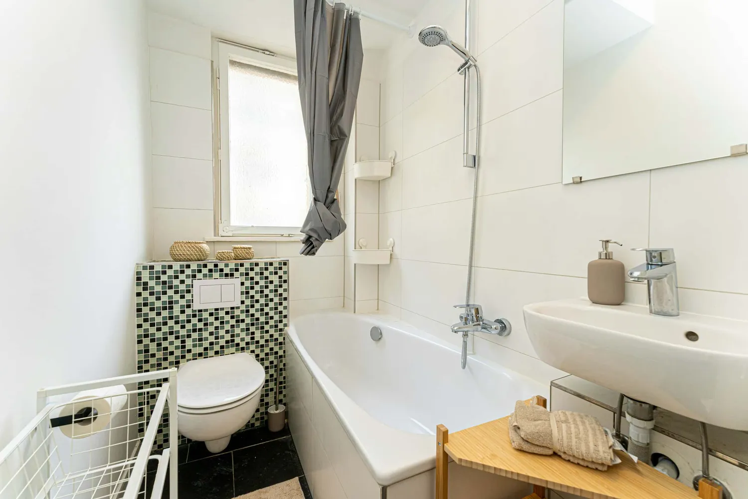Shared room with 10 m² in Berlin – Photo 4