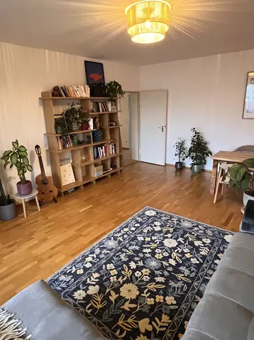 2 Zimmer Wohnung mit 74 m² in München – Bild 3