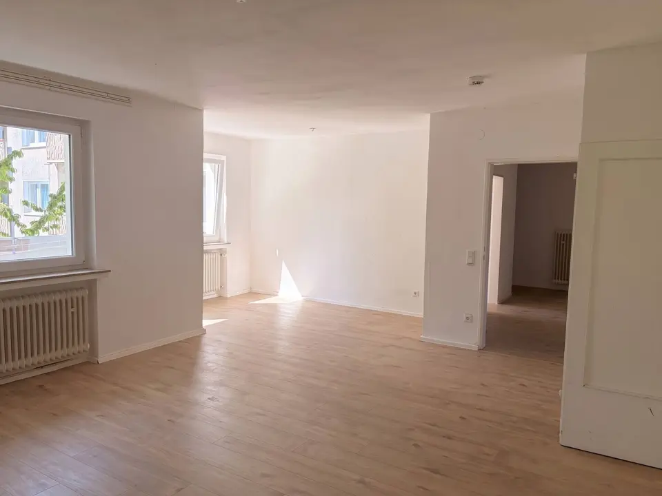 4 Zimmer Wohnung mit 93 m² in Solingen – Bild 1