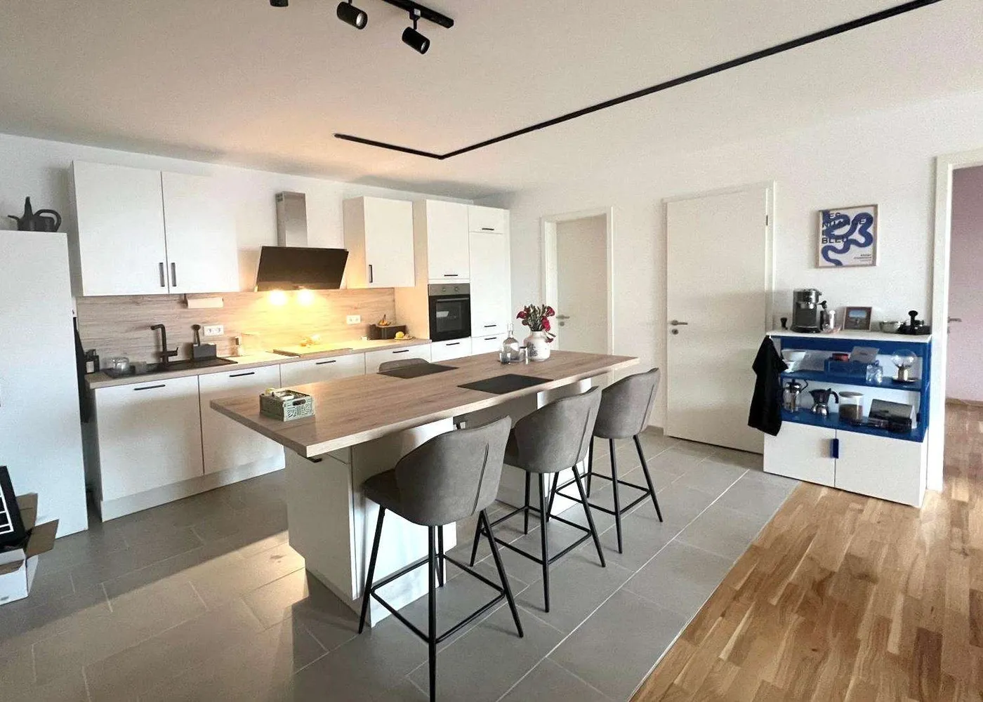 2 Zimmer Wohnung mit 68 m² in Wiesbaden – Bild 3