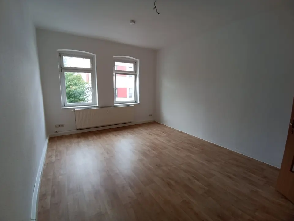 3 Zimmer Wohnung mit 70 m² in Zwickau – Bild 2