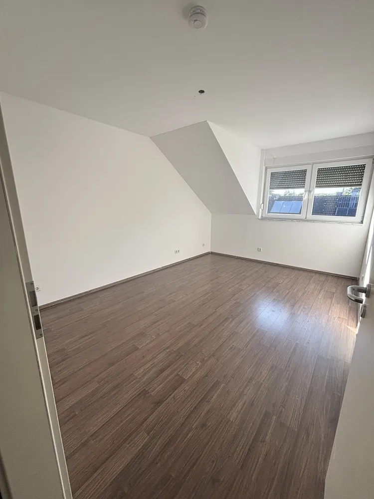 4 Zimmer Wohnung mit 113 m² in Köln – Bild 12