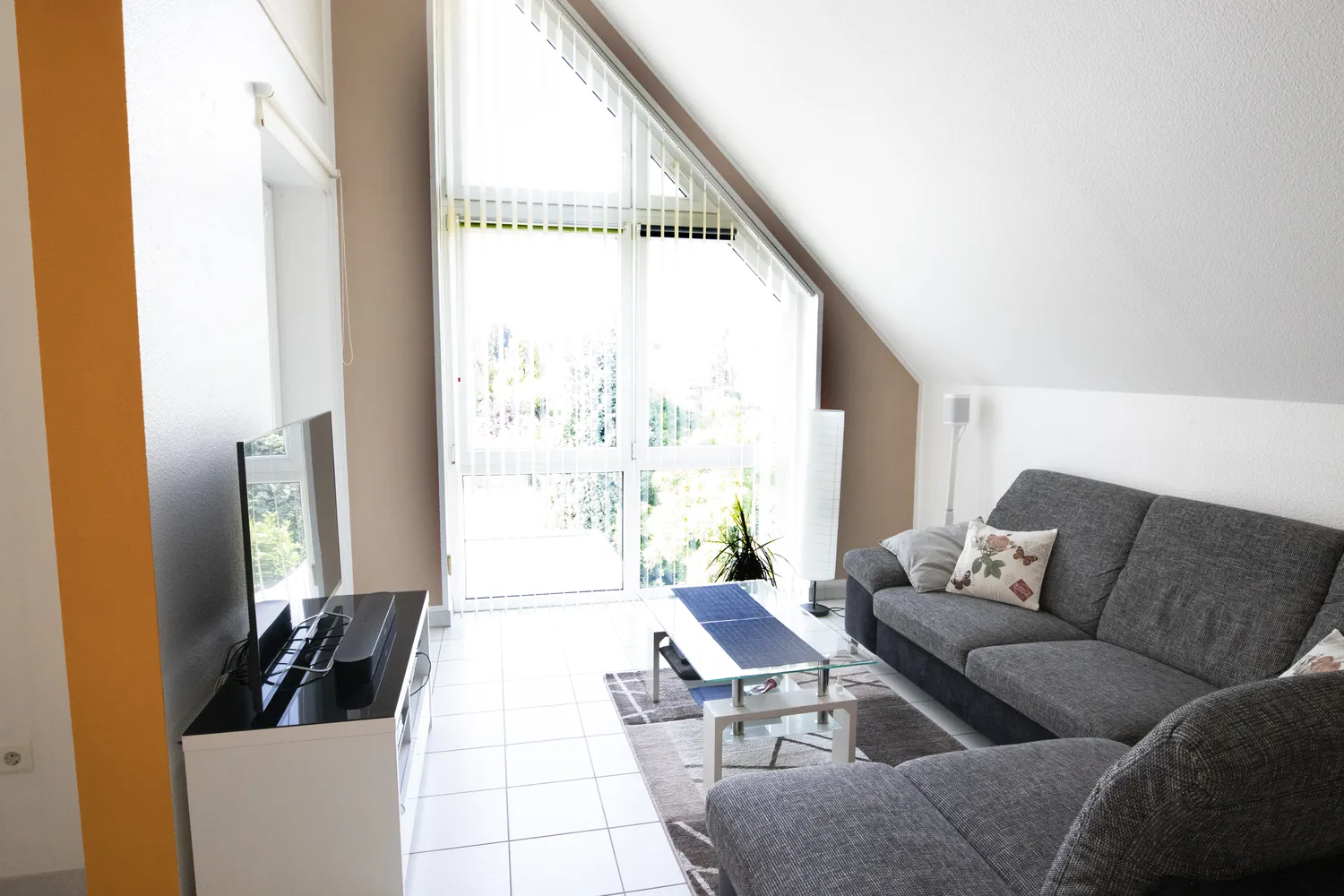 3 Zimmer Wohnung mit 79 m² in Neuss – Bild 1