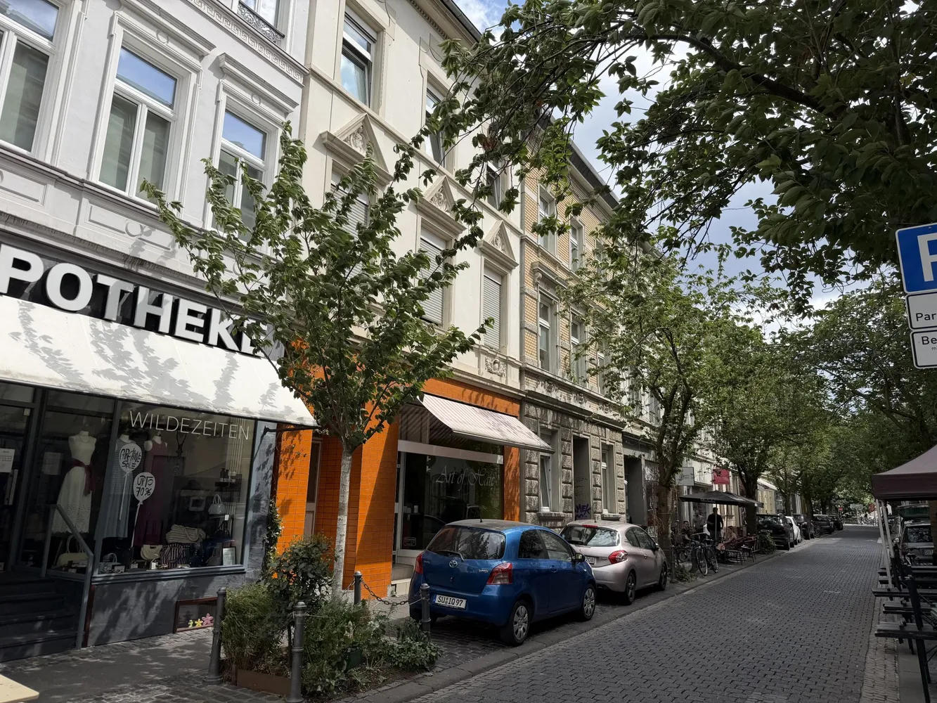 7 Zimmer Wohnung mit 143 m² in Bonn – Bild 2