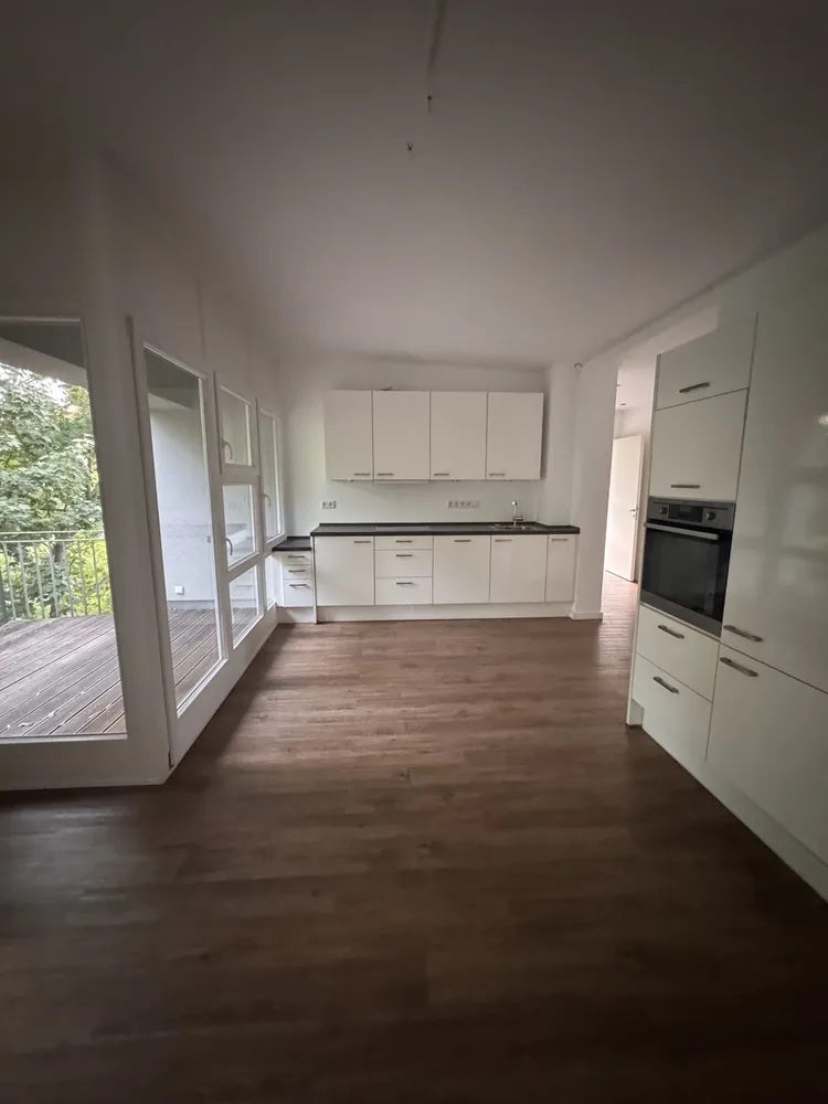 3 Zimmer Wohnung mit 84 m² in Düsseldorf – Bild 2