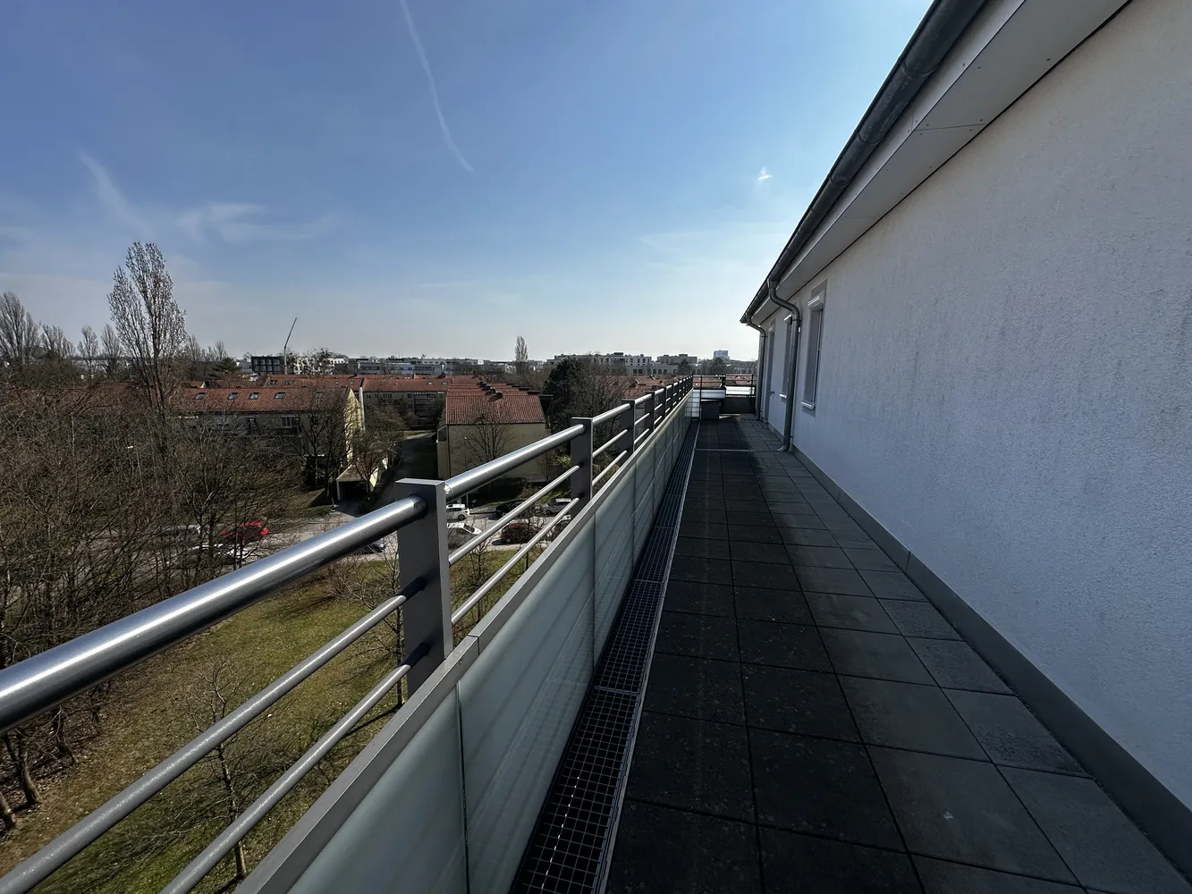 5 Zimmer Wohnung mit 153 m² in München – Bild 3