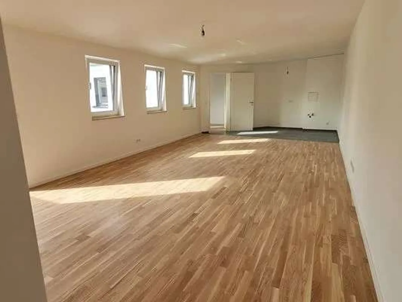 4 room apartment with 137 m² in Magdeburg – Photo 1