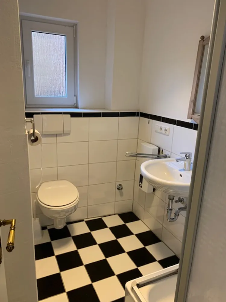 2 Zimmer Wohnung mit 45 m² in Köln – Bild 2