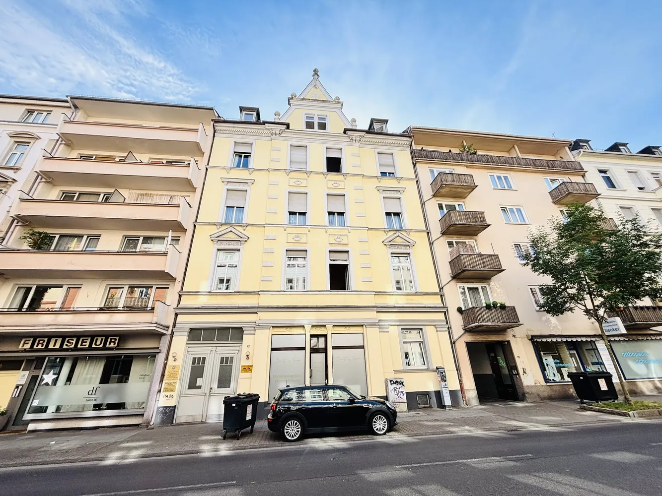 5 Zimmer Wohnung mit 110 m² in Wiesbaden – Bild 1
