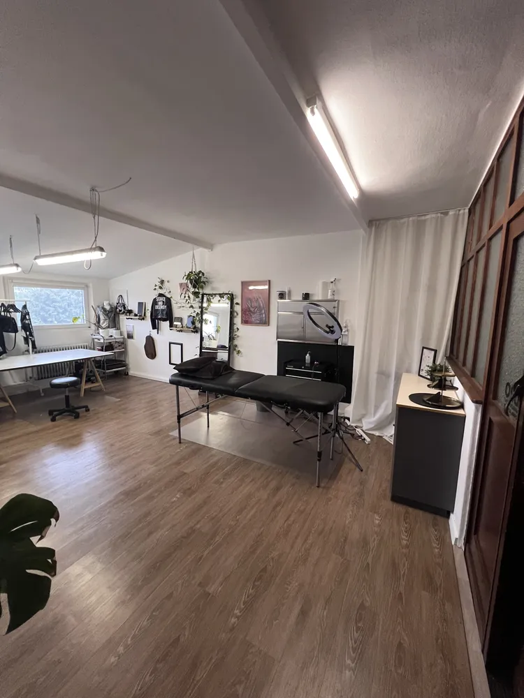 1 room apartment with 35 m² in Essen – Photo 3