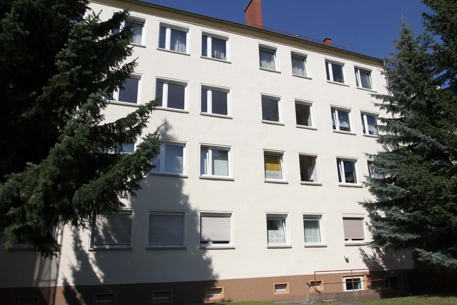 4 room apartment with 80 m² in Zeitz – Photo 2