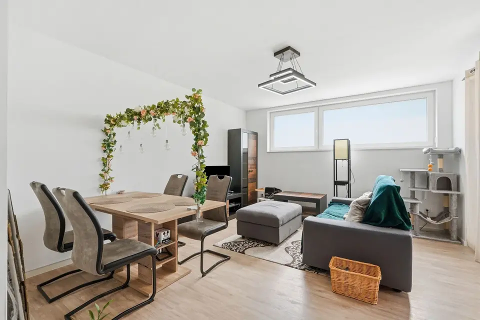4 Zimmer Wohnung mit 122 m² in Bergheim – Bild 1