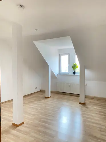 3 Zimmer Wohnung mit 87 m² in Wittenberg – Bild 2