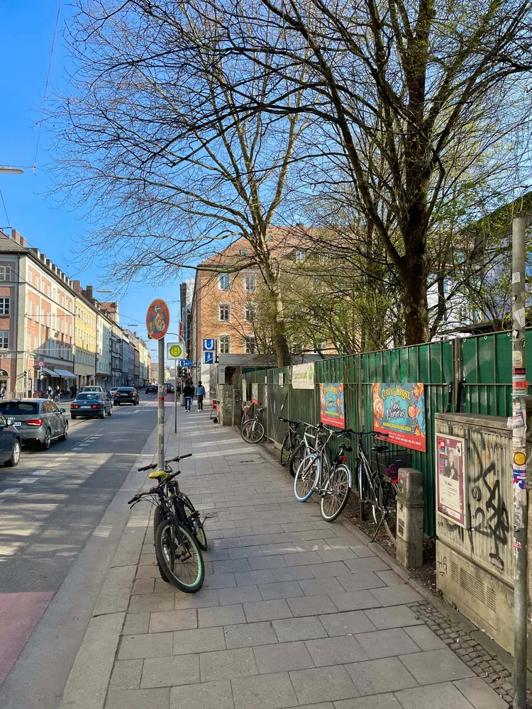 Shared room with 14 m² in Munich – Photo 4