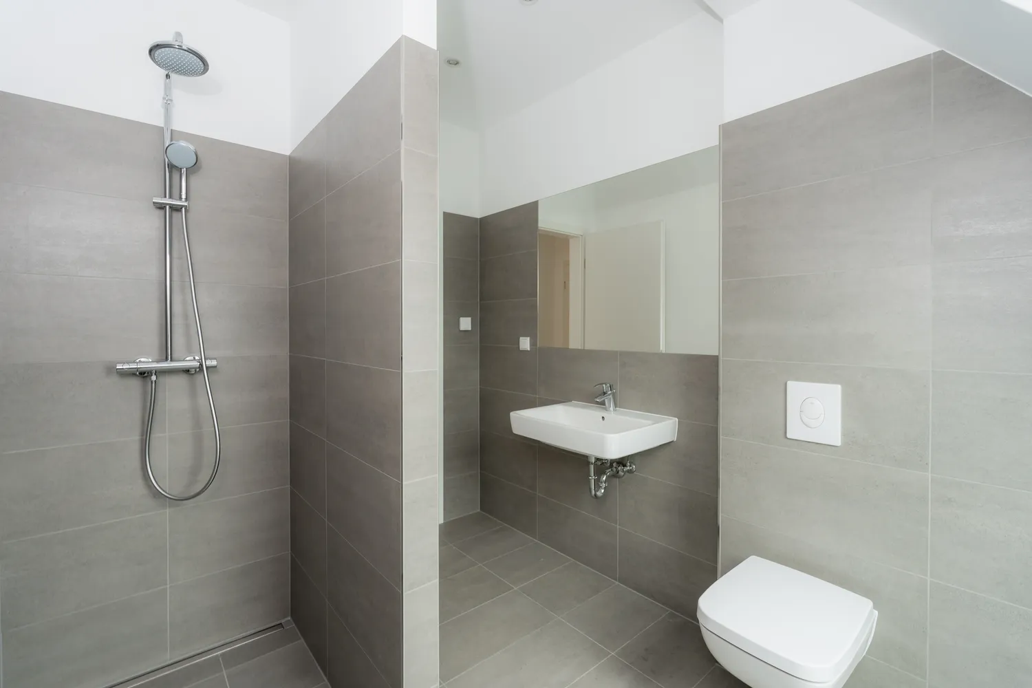 4 Zimmer Wohnung mit 106 m² in Berlin – Bild 9