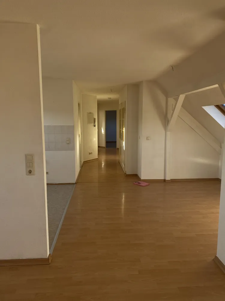 4 Zimmer Wohnung mit 72 m² in Chemnitz – Bild 7