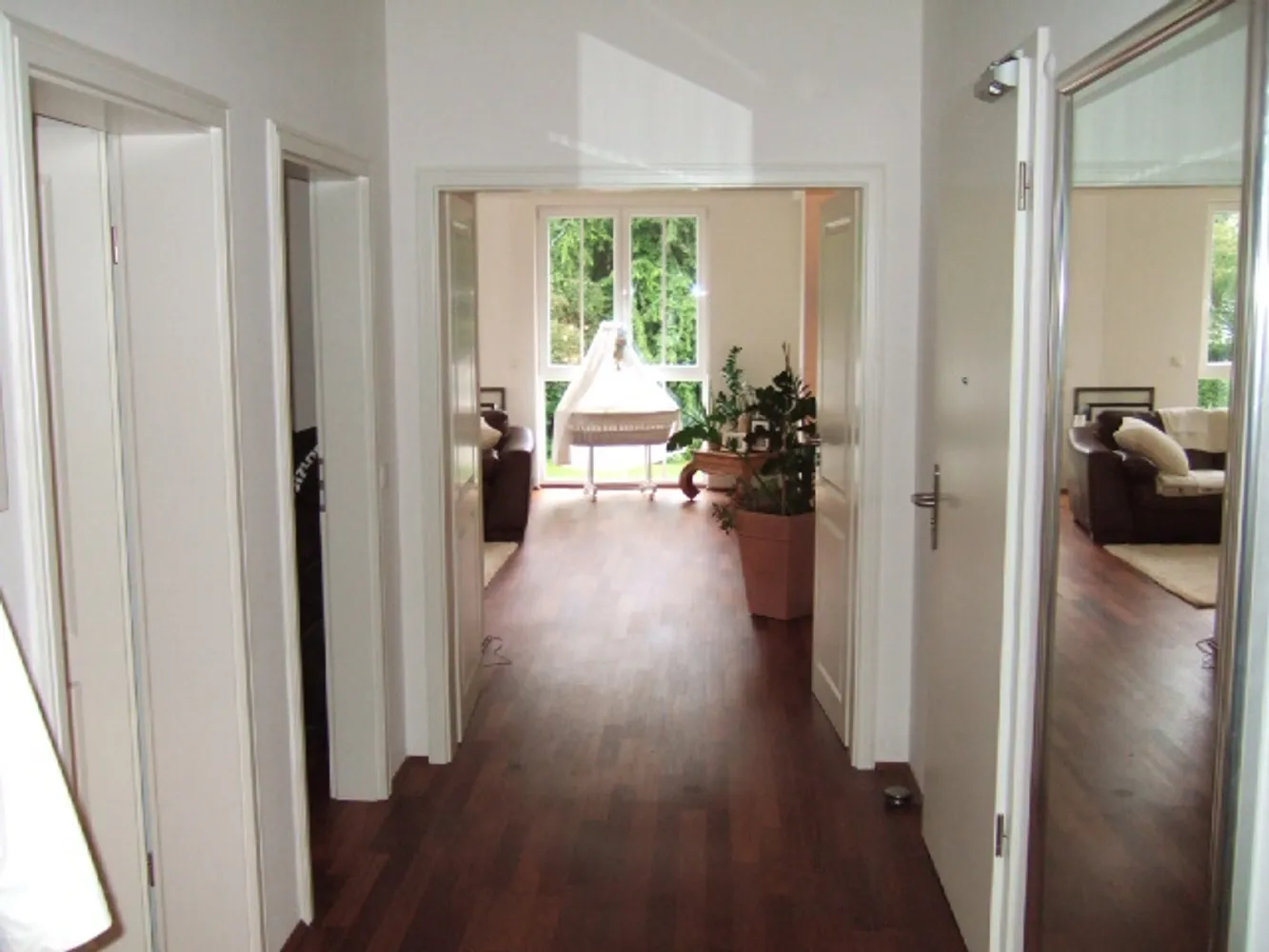 4 Zimmer Wohnung mit 125 m² in München – Bild 3