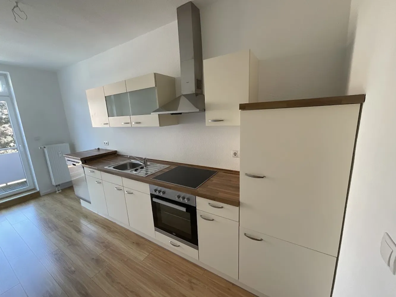 2 Zimmer Wohnung mit 69 m² in Lübeck – Bild 3