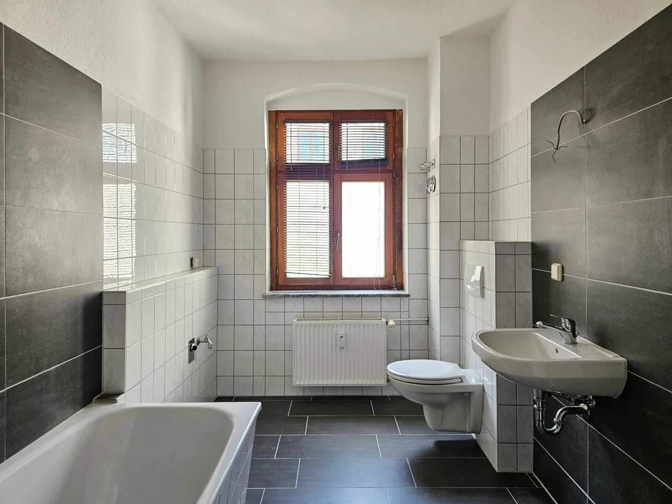 5 Zimmer Wohnung mit 116 m² in Magdeburg – Bild 6