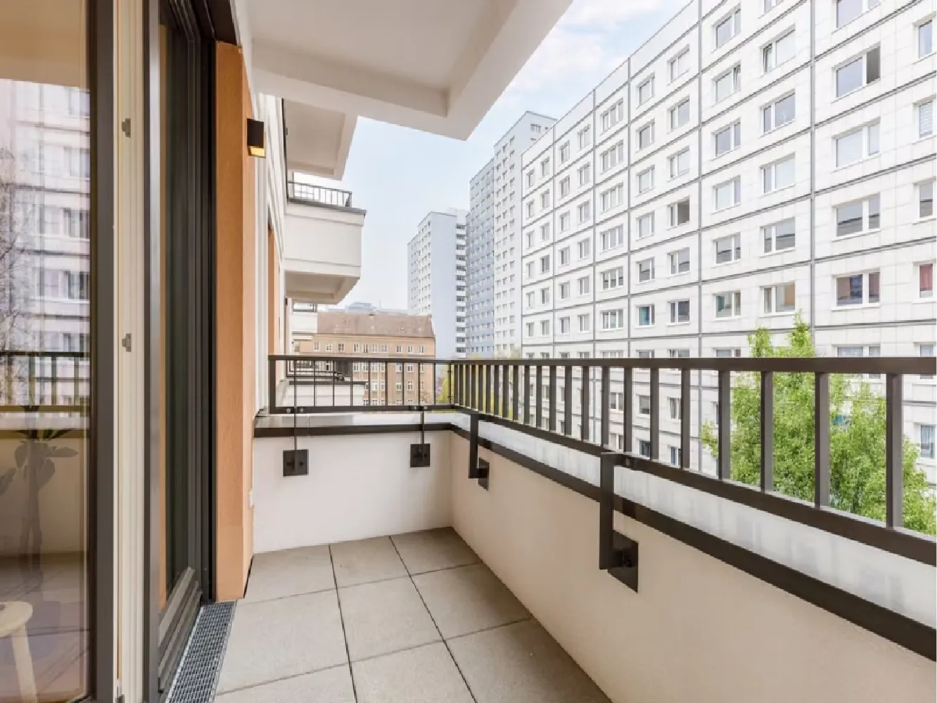 3 Zimmer Wohnung mit 92 m² in Berlin – Bild 3