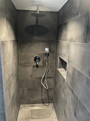 5 Zimmer Wohnung mit 143 m² in München – Bild 4