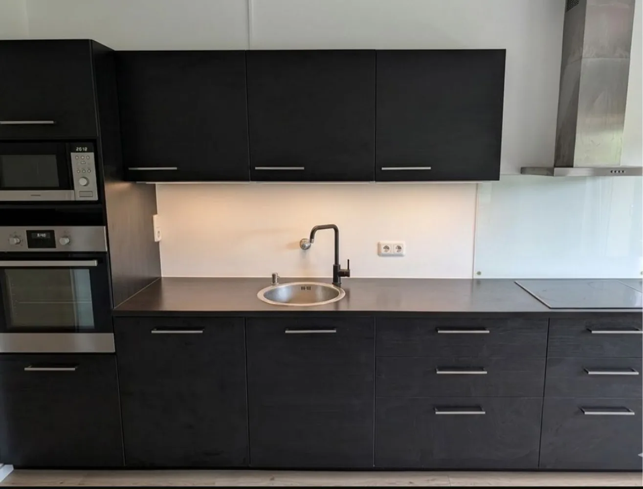 4 Zimmer Wohnung mit 109 m² in Wiesbaden – Bild 2