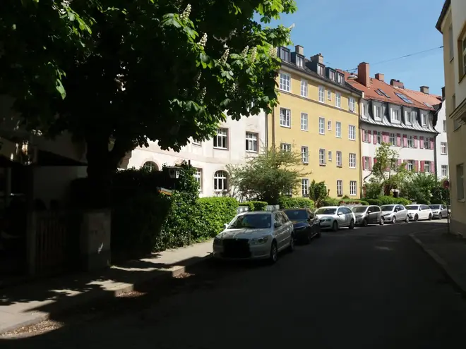 2 Zimmer Wohnung mit 55 m² in München – Bild 2