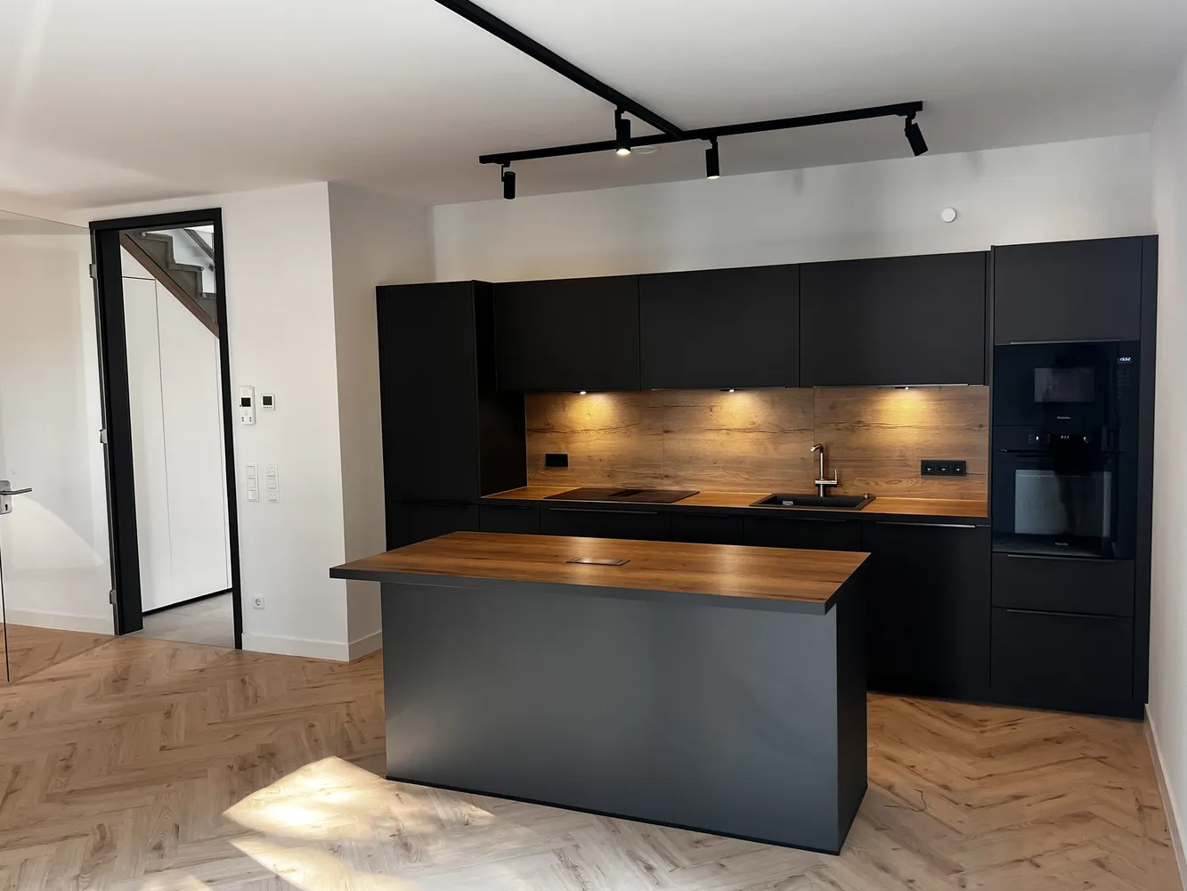 4 Zimmer Wohnung mit 121 m² in Wuppertal – Bild 1