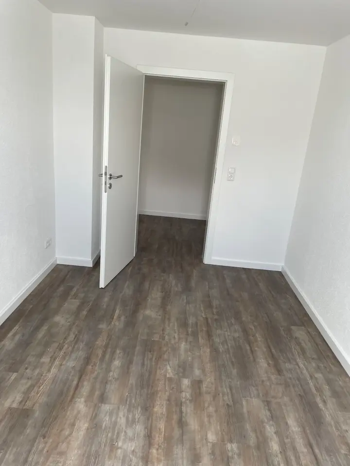 4 Zimmer Wohnung mit 127 m² in Crimmitschau – Bild 8