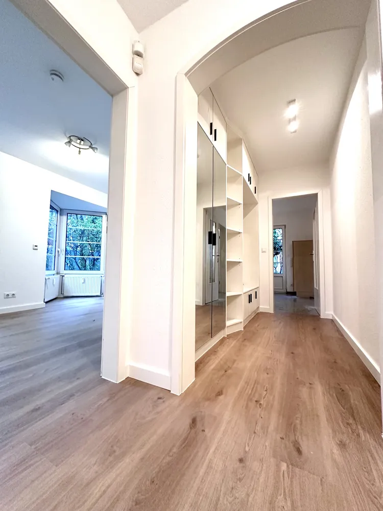 3 Zimmer Wohnung mit 109 m² in Hamburg – Bild 2