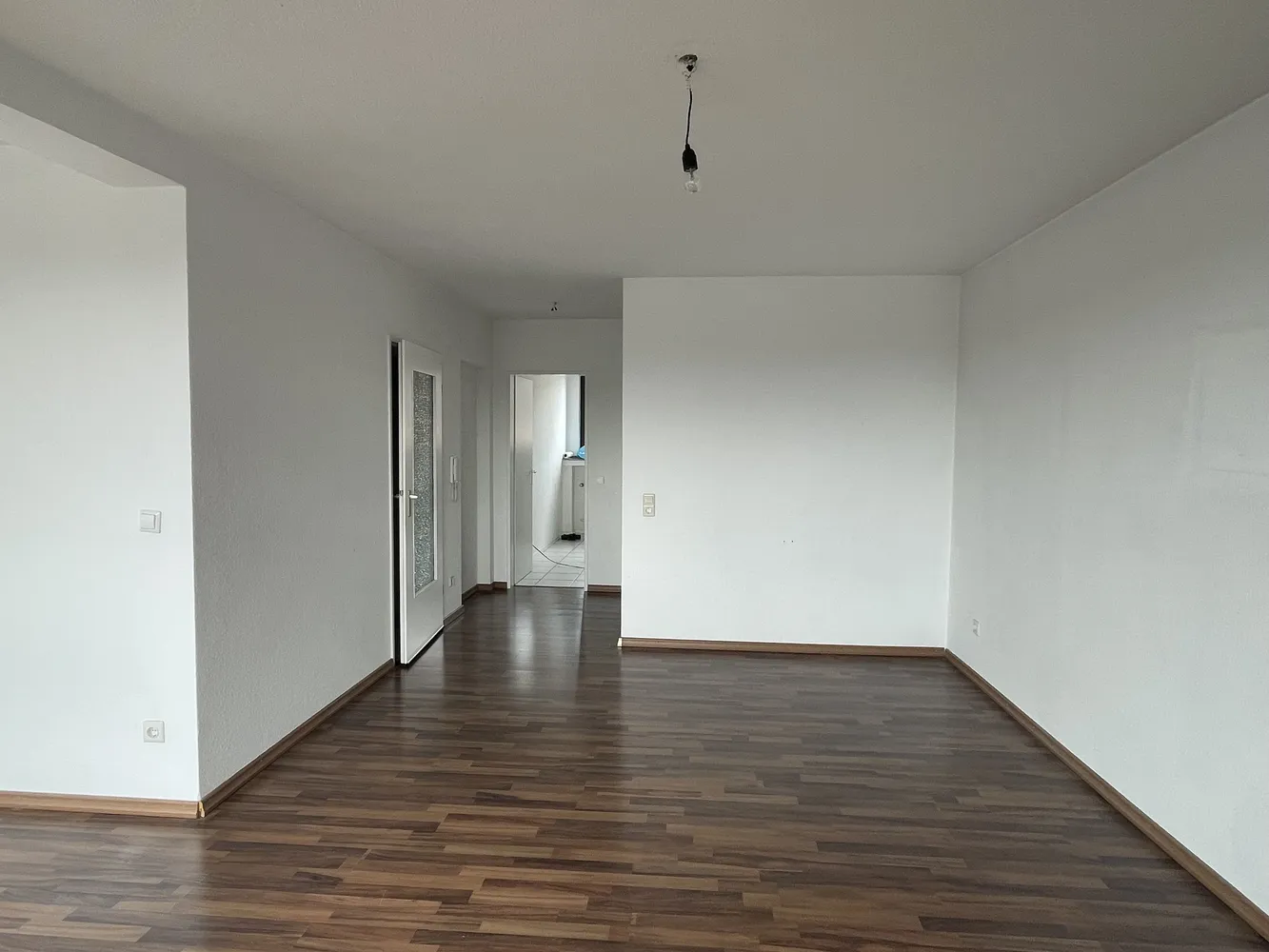 3 Zimmer Wohnung mit 84 m² in Düsseldorf – Bild 2