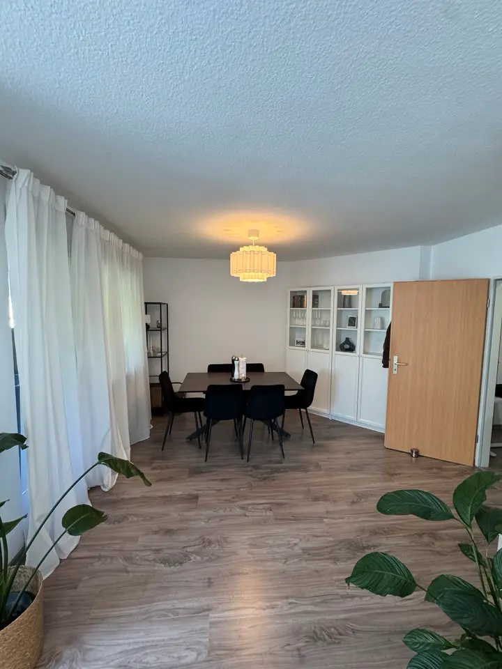 2 Zimmer Wohnung mit 60 m² in Detmold – Bild 3