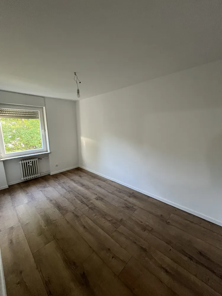 5 Zimmer Wohnung mit 104 m² in Wiesbaden – Bild 12