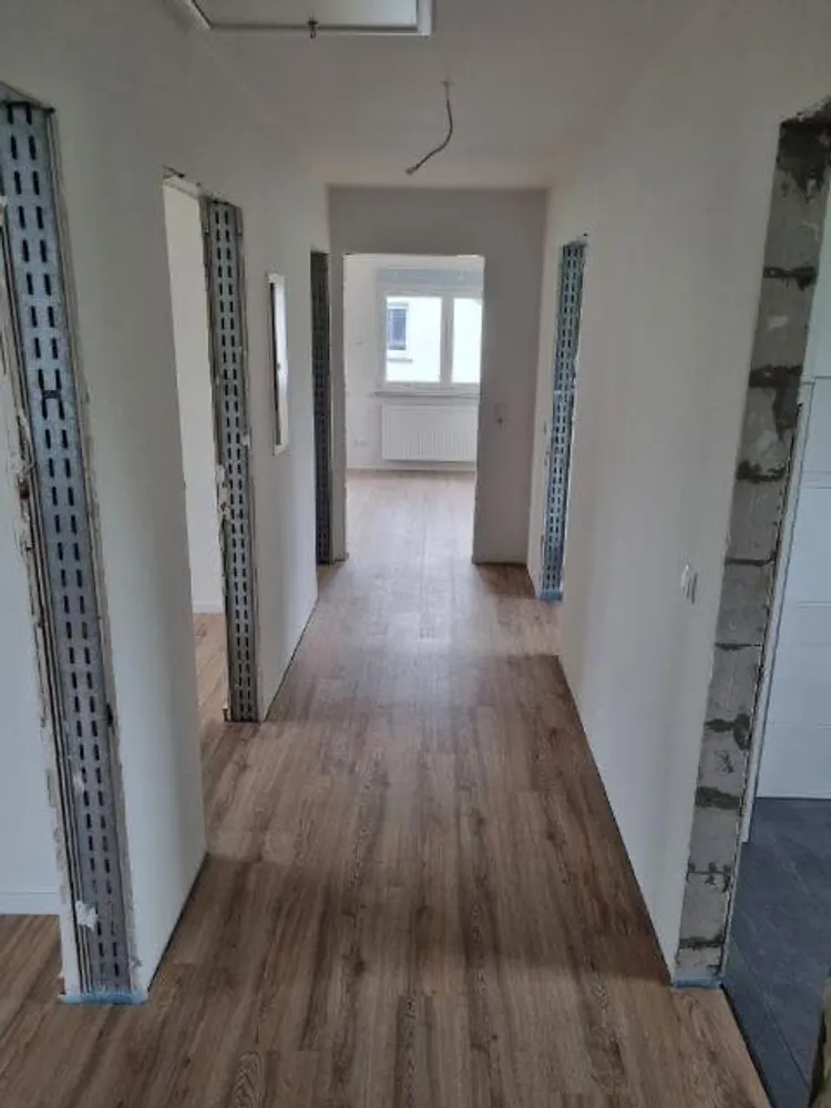 3 Zimmer Wohnung mit 70 m² in Köln – Bild 2