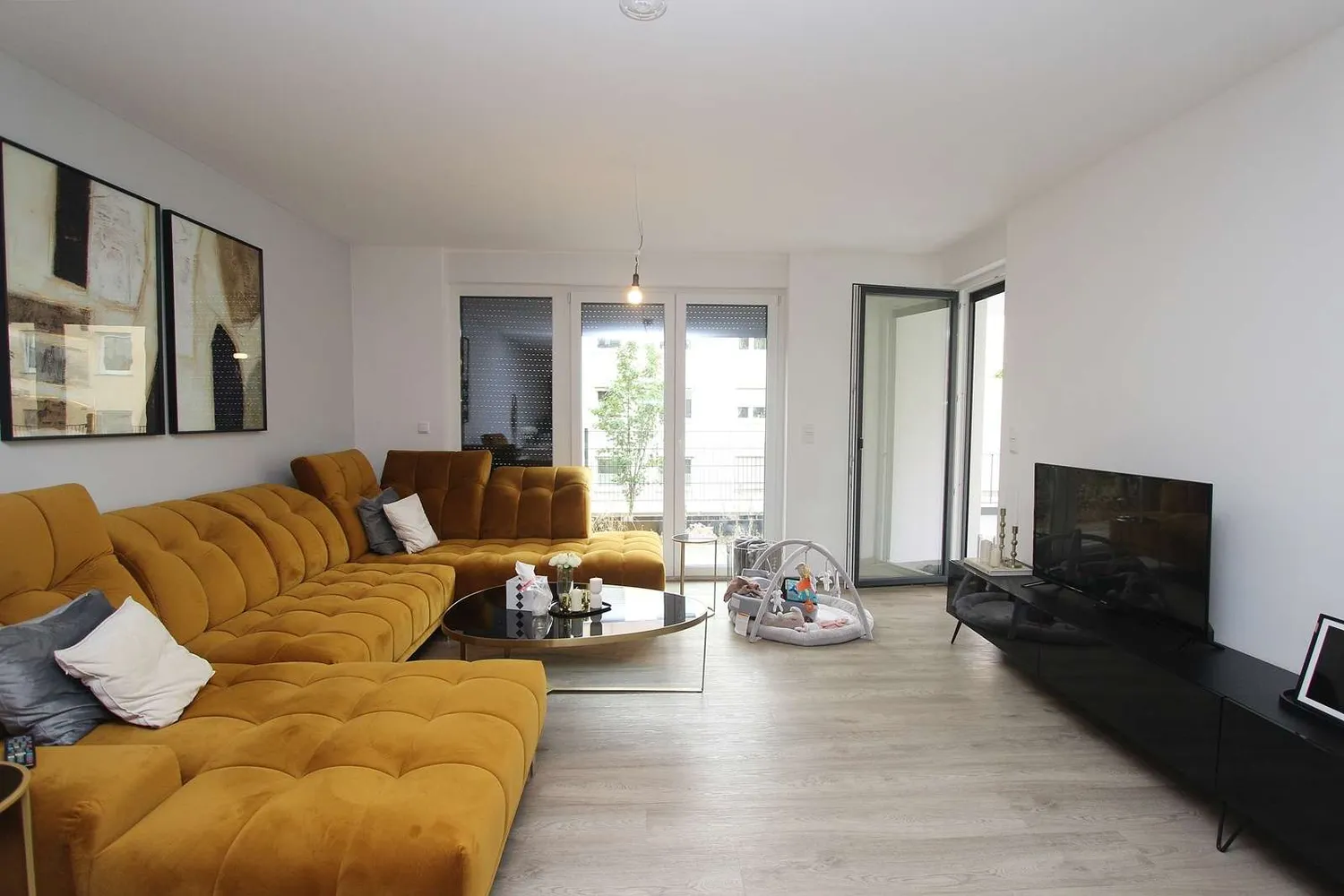 4 Zimmer Wohnung mit 124 m² in Kassel – Bild 2