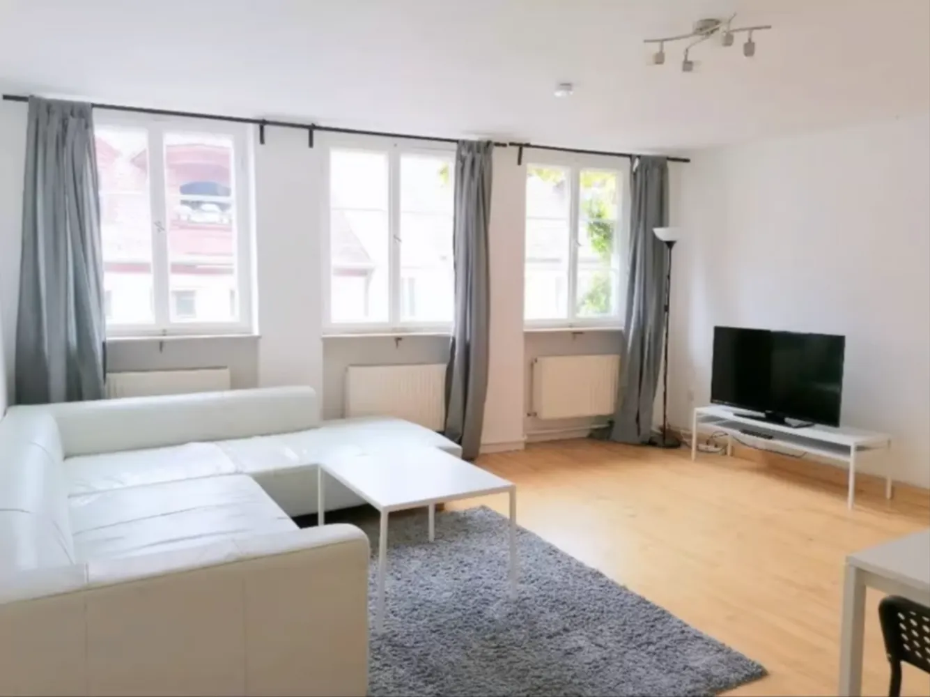 3 Zimmer Wohnung mit 110 m² in Nürnberg – Bild 2