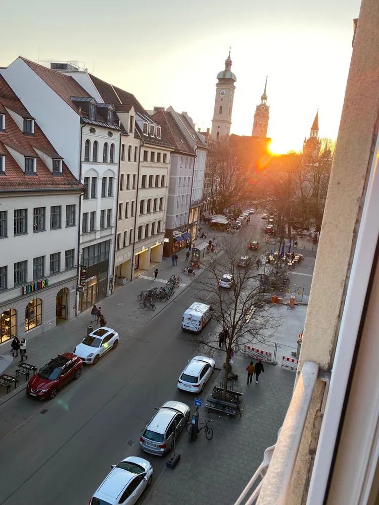 2 room apartment with 75 m² in Munich – Photo 1