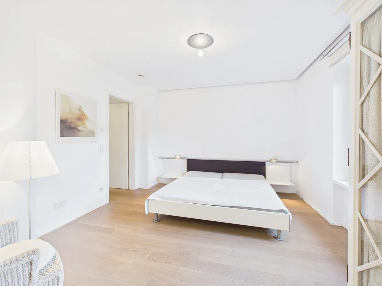 3 Zimmer Wohnung mit 115 m² in Wiesbaden – Bild 1