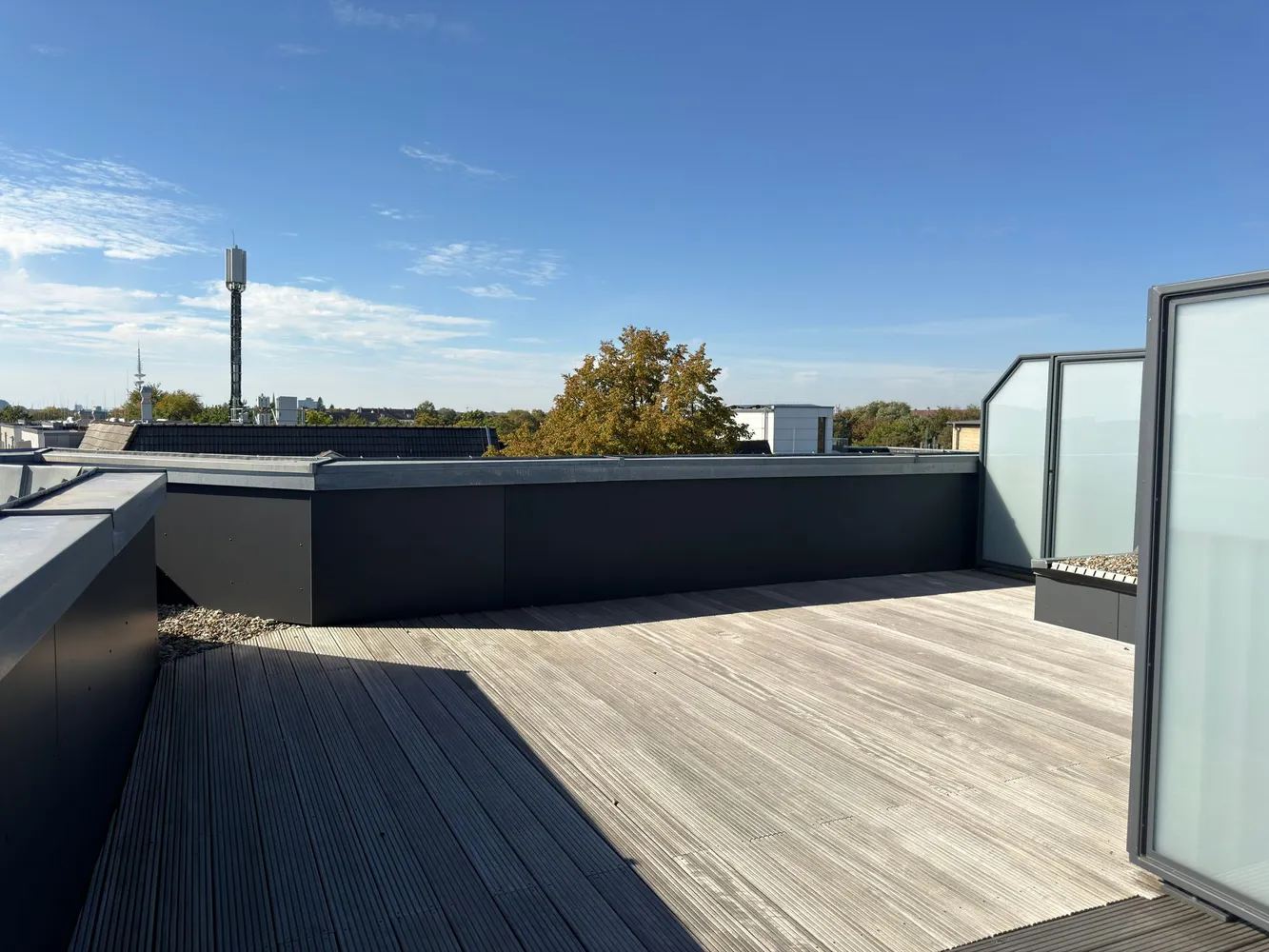 3 Zimmer Wohnung mit 98 m² in Hamburg – Bild 3