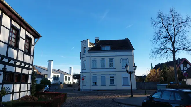 3 Zimmer Wohnung mit 105 m² in Mülheim an der Ruhr – Bild 1