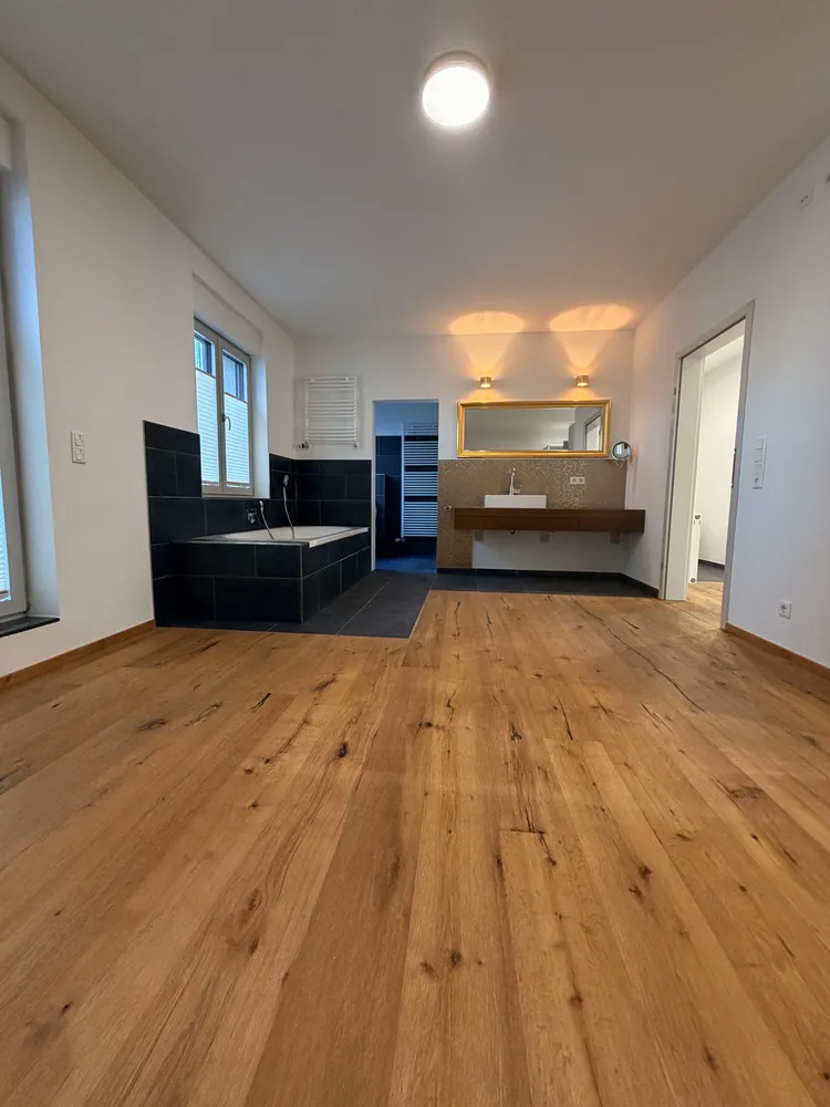 4 Zimmer Wohnung mit 120 m² in Mannheim – Bild 2