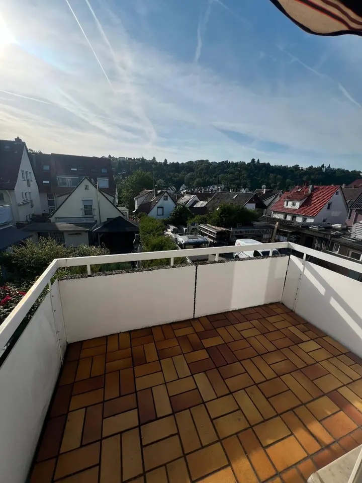 Shared room with 120 m² in Stuttgart – Photo 4