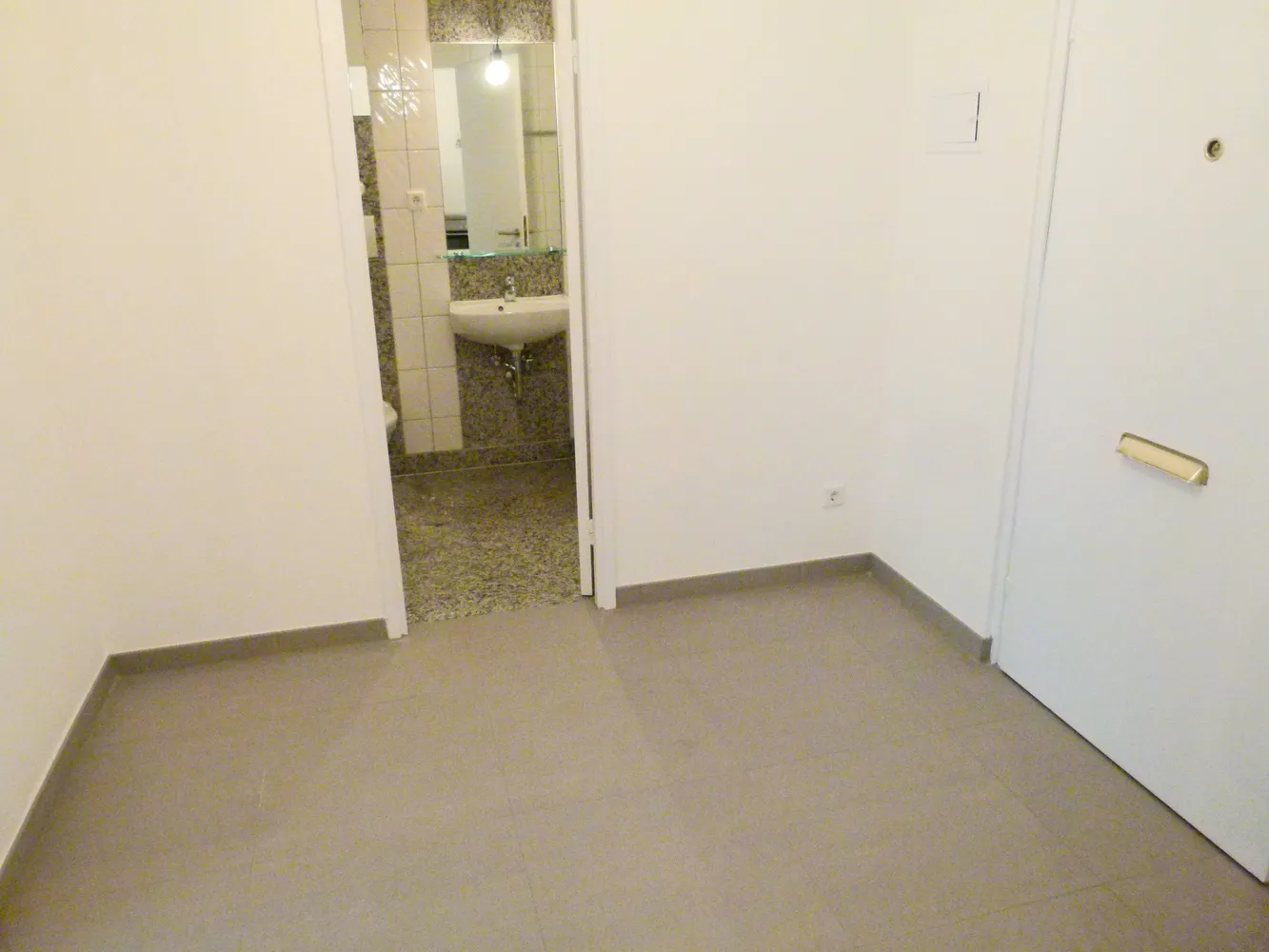 2 Zimmer Wohnung mit 57 m² in München – Bild 2