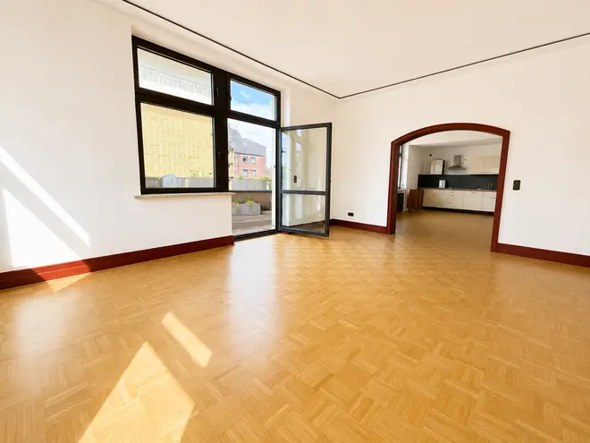 4 Zimmer Wohnung mit 140 m² in Oberhausen – Bild 1