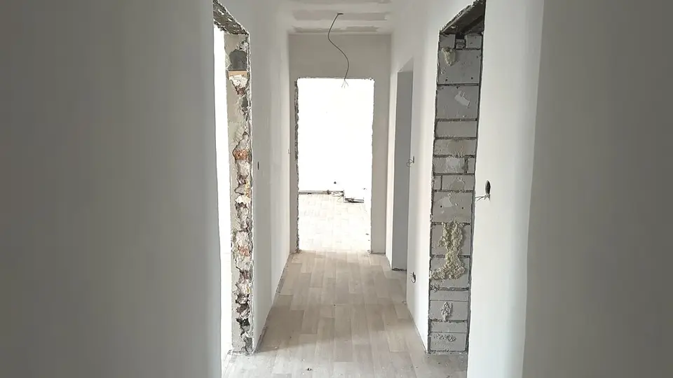 5 Zimmer Wohnung mit 110 m² in Dessau-Roßlau – Bild 7
