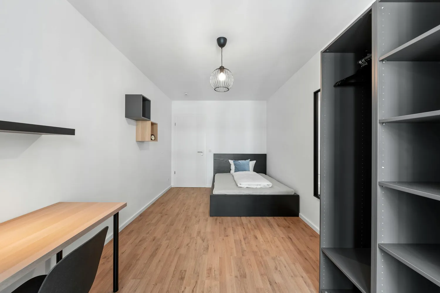 Shared room with 16 m² in Berlin – Photo 3